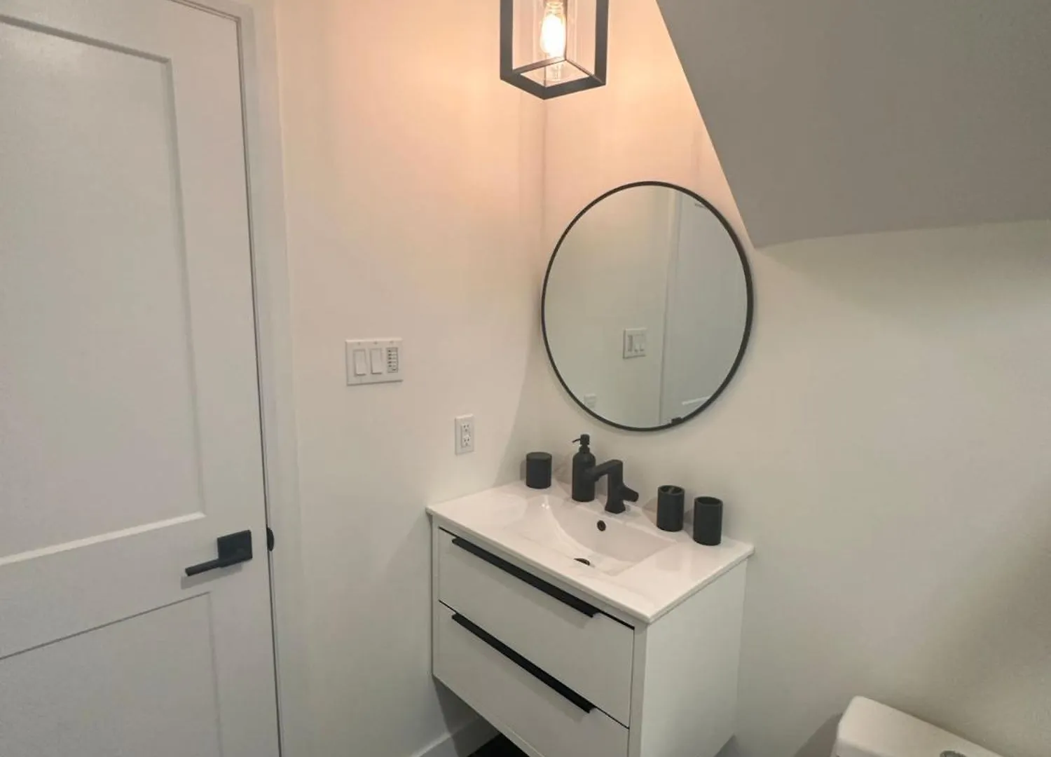 Apartment The Rozenvain Suite Kitchener